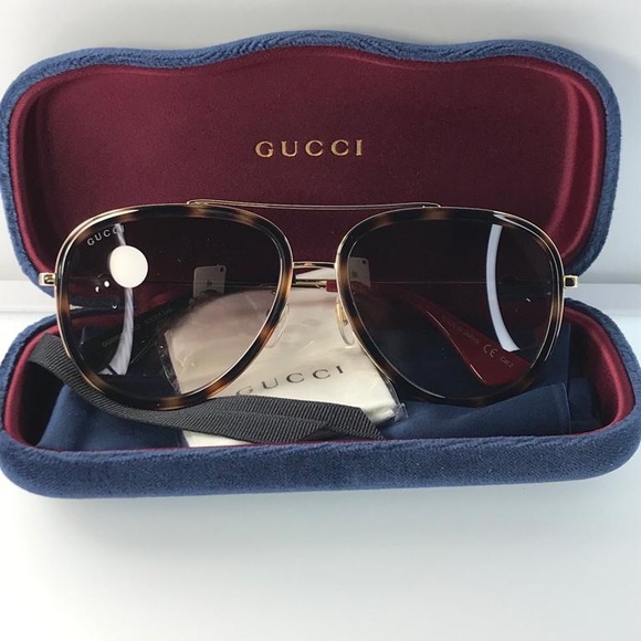 GUCCI Brown Gradient Sunglasses
GG0062S 012 57 - Picture 8 of 15